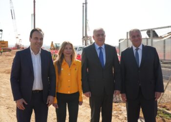 Στο Data Center της Microsoft στα Σπάτα