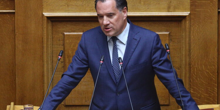 Γεωργιάδης: Μα καλά δεν ντρέπεστε; Έχετε υιοθετήσει ως ΠΑΣΟΚ όλες τις αηδίες