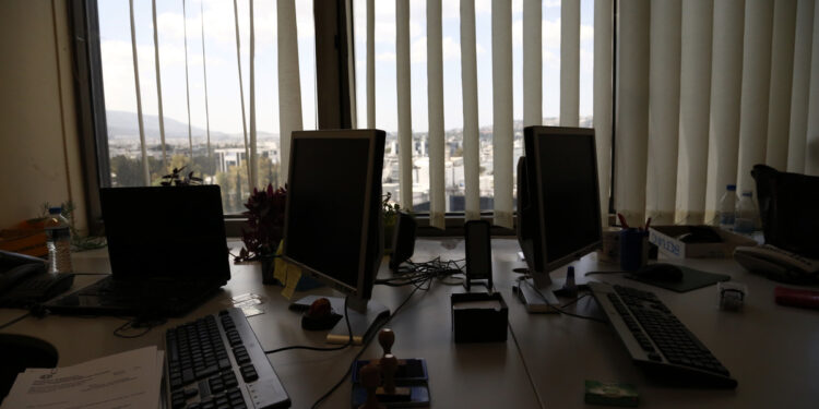 ΔΥΠΑ: Επιπλέον 6.000 θέσεις εργασίας για ανέργους, ηλικίας 55 έως 74 ετών