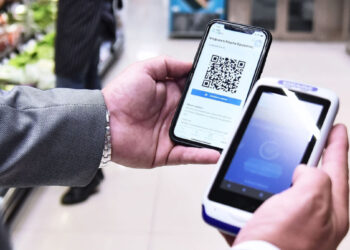 Ψηφιακή Κάρτα Εργασίας: Πότε τίθεται σε πλήρη εφαρμογή σε τουρισμό και εστίαση