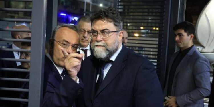 Face Control Σταϊκούρα στα εγκαίνια του ΜΕΤΡΟ - Ο «επιθεωρητής» αποκαλύπτει τον… κόφτη