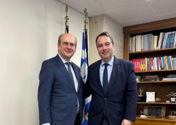 Ο νέος Εξωδικαστικός Μηχανισμός στο επίκεντρο της συνάντησης του Θανάση Παπαθανάση με τον Κωστή Χατζηδάκη