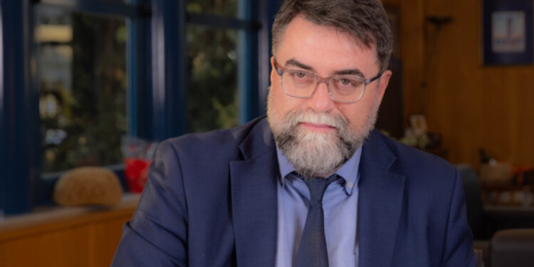 «Αυτοί που επέλεξαν να παίξουν στο γήπεδο ενός ανώφελου αντισυστημισμού, έχασαν περισσότερο»