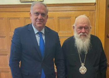 Συνάντηση Τάκη Θεοδωρικάκου με τον Αρχιεπίσκοπο Ιερώνυμο