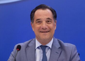 Ο Άδωνις θα σώσει πάλι την παρτίδα