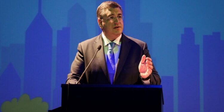 Ο Επίτροπος Βιώσιμων Μεταφορών και Τουρισμού Απ. Τζιτζικώστας απένειμε τα βραβεία της Ευρωπαϊκής Εβδομάδας Κινητικότητας