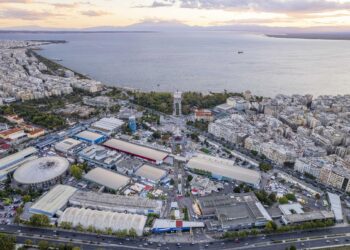 Από το «καλάθι του Πάσχα» στο πακέτο της ΔΕΘ