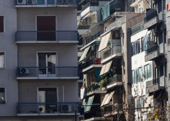 Η «απάντηση» των δημάρχων στο σχέδιο Στουρνάρα