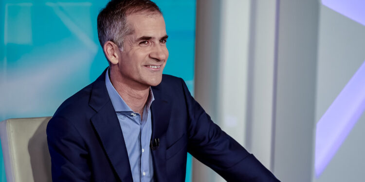 Το απολαμβάνει