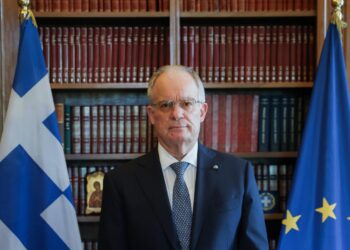 Η αφοσίωση με την οποία τιμά τα ελληνικά χρώματα αποτελεί πηγή υπερηφάνειας και έμπνευσης για όλους μας