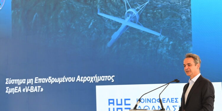 Το μπαράζ διπλωματικών επαφών και τα εξοπλιστικά