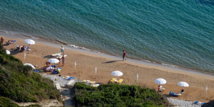 Από τα ρεκόρ στο νέο αναπτυξιακό πρότυπο για τον ελληνικό τουρισμό