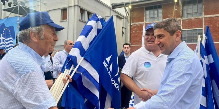 «Η αντιπολίτευση παραμένει εγκλωβισμένη σε μια λαϊκίστικη και κοντόφθαλμη πολιτική αδύναμη να παραγάγει πολιτικό λόγο και να διαμορφώσει εναλλακτικές προτάσεις»