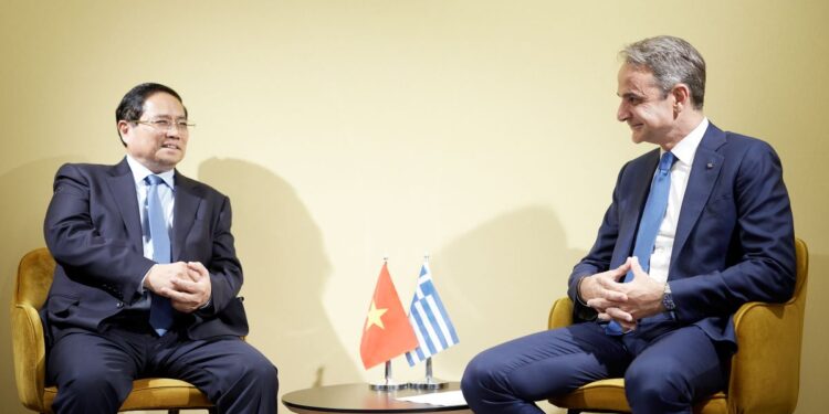 Συνάντηση του Κυριάκου Μητσοτάκη με τον Πρωθυπουργό του Βιετνάμ Phạm Minh Chính (vid)