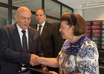 Συνάντηση εργασίας της Υπουργού Πολιτισμού Λ. Μενδώνη με τον Παλαιστίνιο Υπουργό Τουρισμού και Αρχαιοτήτων H. Al-Hayek