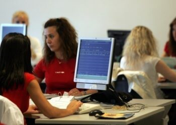 Στην Ολομέλεια του ΣτΕ η τελική μάχη για 13ο και 14ο μισθό – Αγωνία για χιλιάδες δημοσίους υπαλλήλους