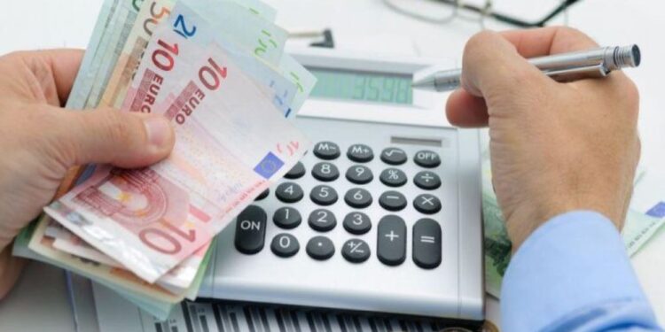 Καταιγίδα κατασχέσεων και ραβασάκια από την Εφορία – Στο στόχαστρο 4,2 εκατομμύρια οφειλέτες!