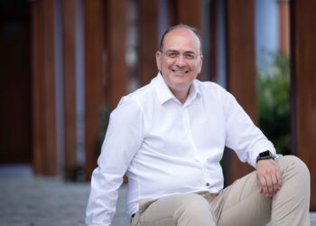 Το ΠΑΣΟΚ φαίνεται ότι θέλει να επαναφέρει όλες τις παθογένειες της μεταπολιτευτικής Ελλάδος