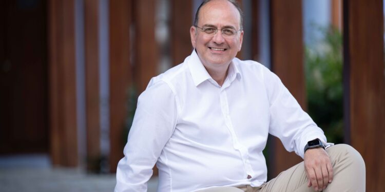 Το ΠΑΣΟΚ φαίνεται ότι θέλει να επαναφέρει όλες τις παθογένειες της μεταπολιτευτικής Ελλάδος