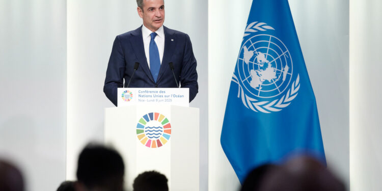 Εβδομάδα εκτός συνόρων - Παίζει… εκτός έδρας σε μια κρίσιμη γεωπολιτική διεθνή συγκυρία