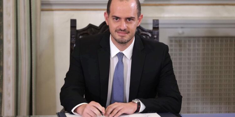 Διαμορφώνουμε μια σύγχρονη και αποτελεσματική τελωνειακή νομοθεσία