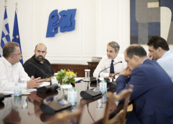 Συνάντηση του Πρωθυπουργού με τον Δήμαρχο Κυθήρων