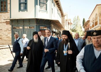 Θέλω να εκφράσω την ευγνωμοσύνη της Πολιτείας και του λαού μας για το τεράστιο έργο που επιτελείται