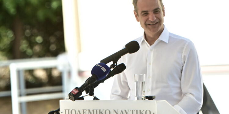 "Το πολεμικό ναυτικό μπαίνει σε νέα εποχή" (vid)