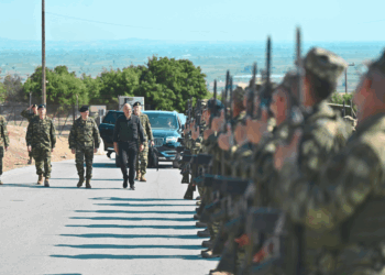 "Έχουμε τη φιλοδοξία οι καλύτερες και οι καλύτεροι να φοιτούν στις στρατιωτικές σχολές της Πατρίδας μας" (vid)