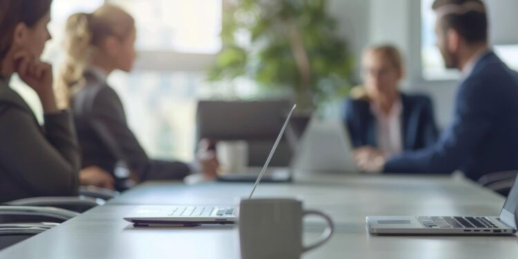 Θετικό το ισοζύγιο των ροών μισθωτής απασχόλησης το α’ εξάμηνο