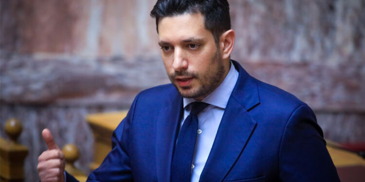 Δεκάδες χιλιάδες νέοι γύρισαν σπίτι με ασφάλεια