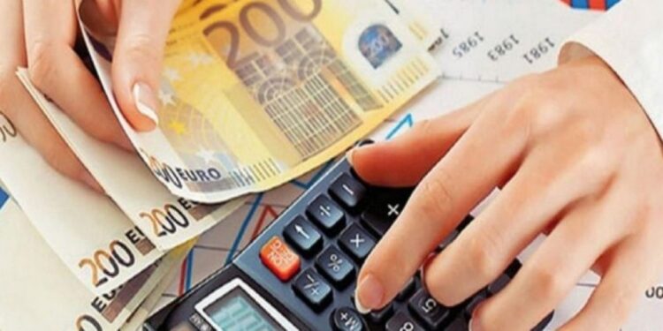 Εκπνέει η προθεσμία για ΕΝΦΙΑ, φόρο εισοδήματος και ΦΠΑ – Τι πρέπει να πληρώσετε έως 31 Ιουλίου