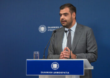 Η αντιπολίτευση χρησιμοποιεί μεθόδους πολιτικής απάτης για να δημιουργήσει εντυπώσεις