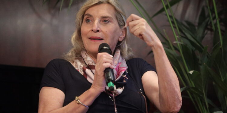 Το παρασκήνιο