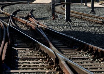 Βουλή: Κατατέθηκε το νομοσχέδιο για τον σιδηρόδρομο