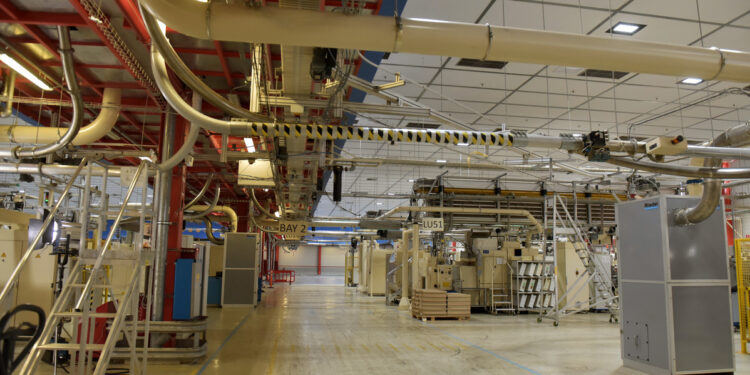 Κατά 2% μειώθηκε η βιομηχανική παραγωγή τον Μάιο