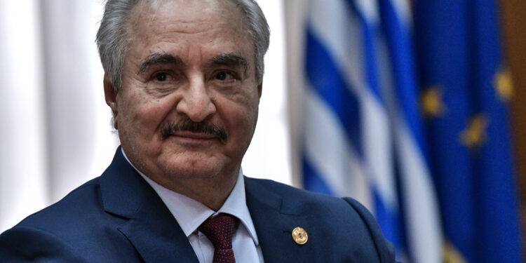 Παρατηρητήριο εξουσίας: Χαφταρ στην Ελλάδα