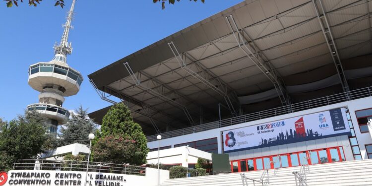 Ενισχύσεις για ευάλωτους και παρεμβάσεις για το στεγαστικό θα ανακοινώσει ο πρωθυπουργός από το βήμα της ΔΕΘ