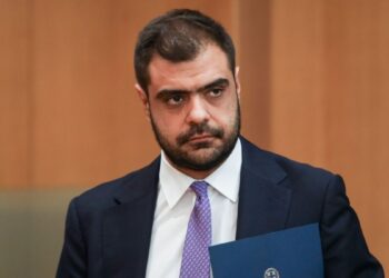 Ένα εναλλακτικό briefing για τους πολίτες (vid)