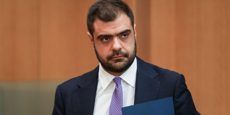 Ένα εναλλακτικό briefing για τους πολίτες (vid)