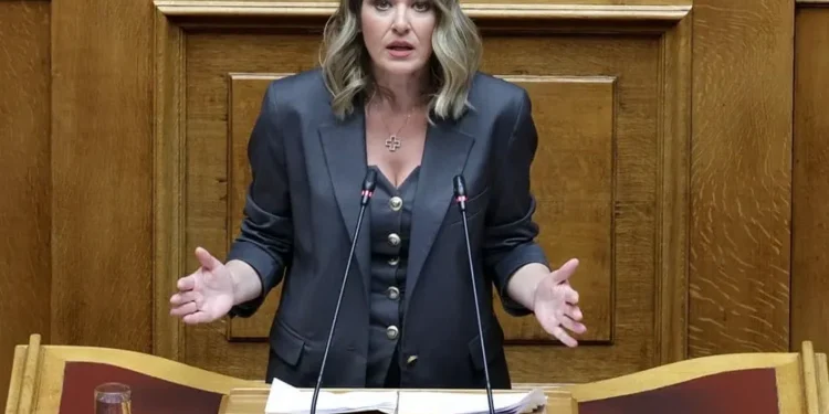 Α. Ευθυμίου: Δεν καταργείται το οκτάωρο