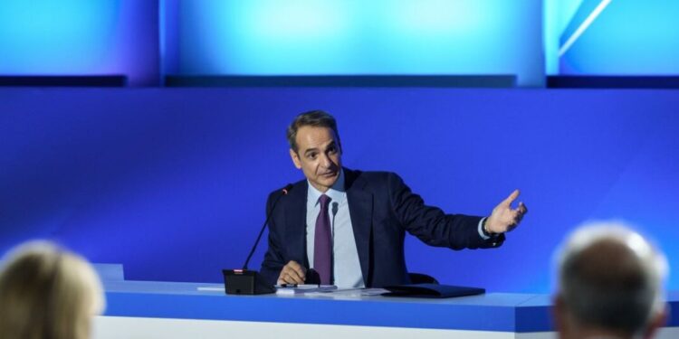 Η συνέντευξη τύπου του Κυριάκου Μητσοτάκη στο Βελλίδειο- Απαντά για όλα