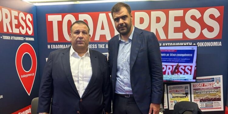 Μητσοτάκης, Μαρινάκης, Γεραπετρίτης, Θεοδωρικάκος, Ζαχαράκη, Δήμας, Φλωρίδης στο περίπτερο της Today Press στην 89η ΔΕΘ