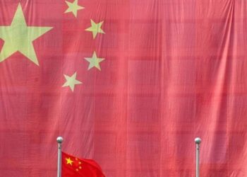 Ο Σι "τραπεζώνει" πασίγνωστο Έλληνα... πρώην λίγες ώρες μετά τους Πούτιν και Μόντιπουργό μετά τον