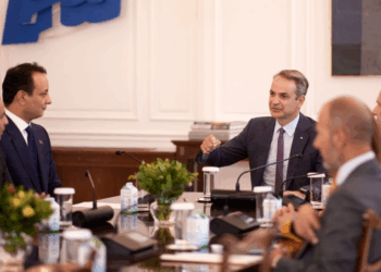 Τι είπε με τον γιο του Χαφτάρ στο Μαξίμου