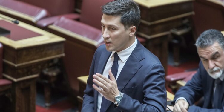 Το ΠΑΣΟΚ – Κίνημα Αλλαγής στηρίζει την απεργιακή κινητοποίηση της ΓΣΕΕ και της ΑΔΕΔΥ. Όχι στο 13ωρο