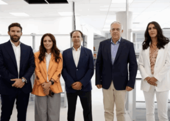 Στηρίζουμε τη στρατηγική επένδυση της ELPEN που συμβάλλει στο νέο παραγωγικό πρότυπο της χώρας