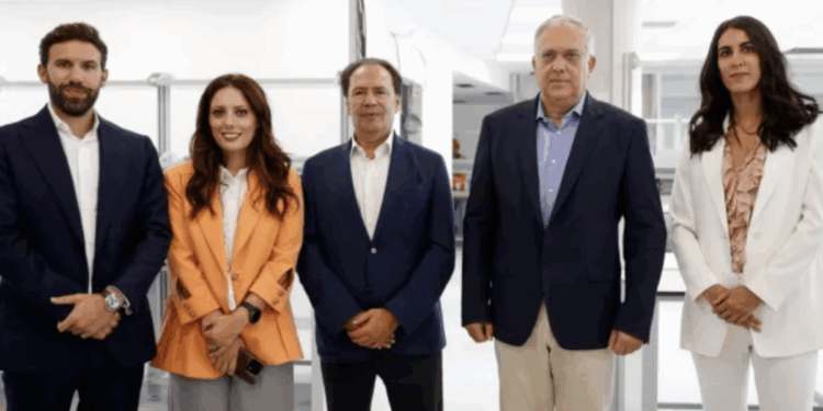 Στηρίζουμε τη στρατηγική επένδυση της ELPEN που συμβάλλει στο νέο παραγωγικό πρότυπο της χώρας
