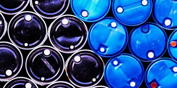 Εκτοξεύθηκε η τιμή του πετρελαίου μέσα στη νύχτα