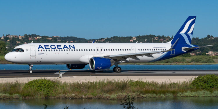 Εκπτώσεις σε Aegean, Sky Express και Ryanair – Τι ετοιμάζουν οι αεροπορικές